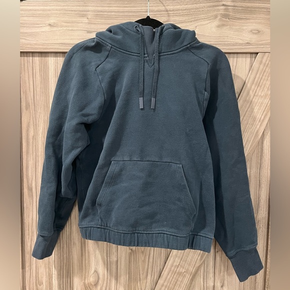 lululemon athletica Jackets & Blazers - Lululemon hoodie size 2